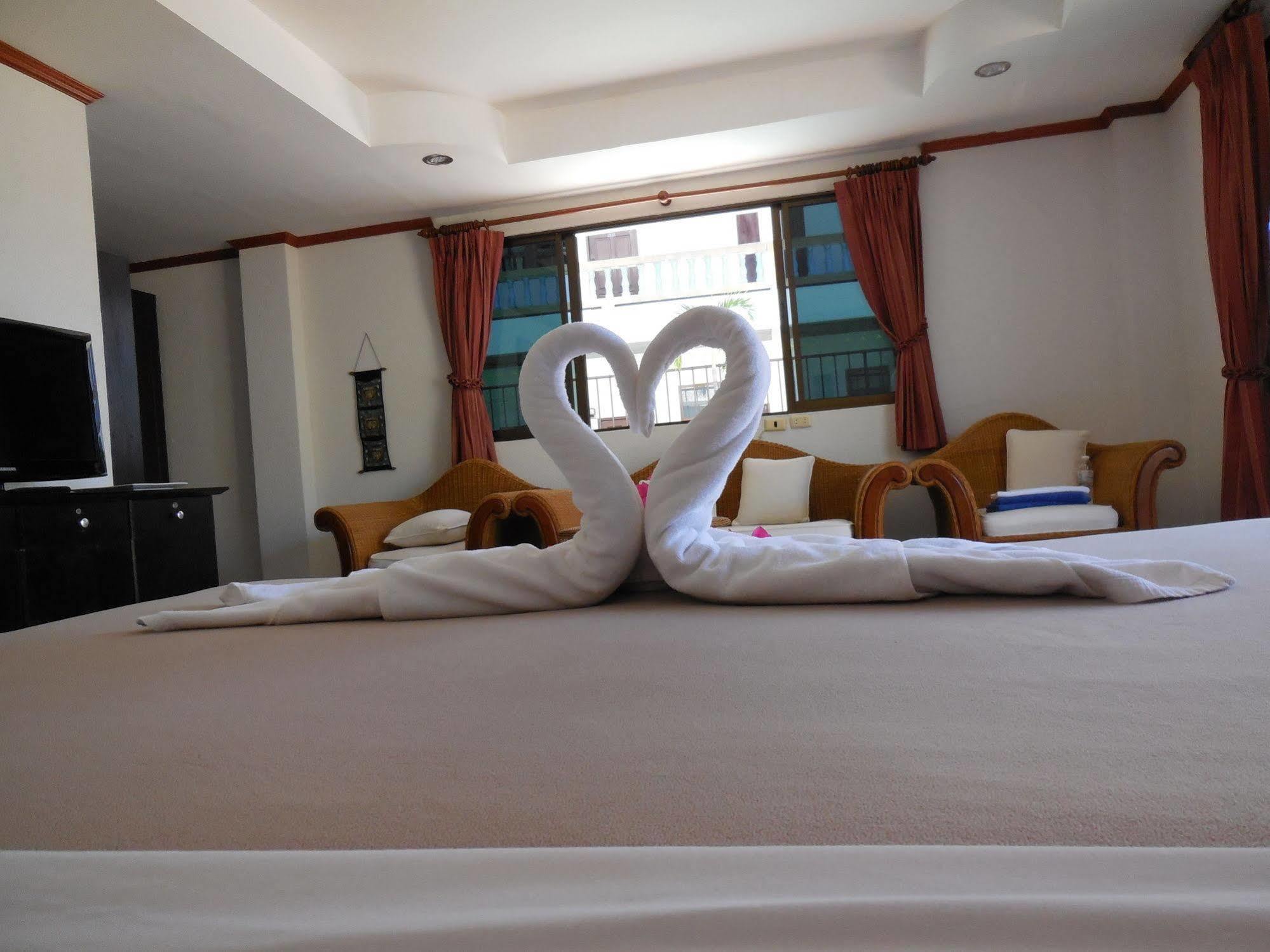 Blue Sky Residence Patong Εξωτερικό φωτογραφία