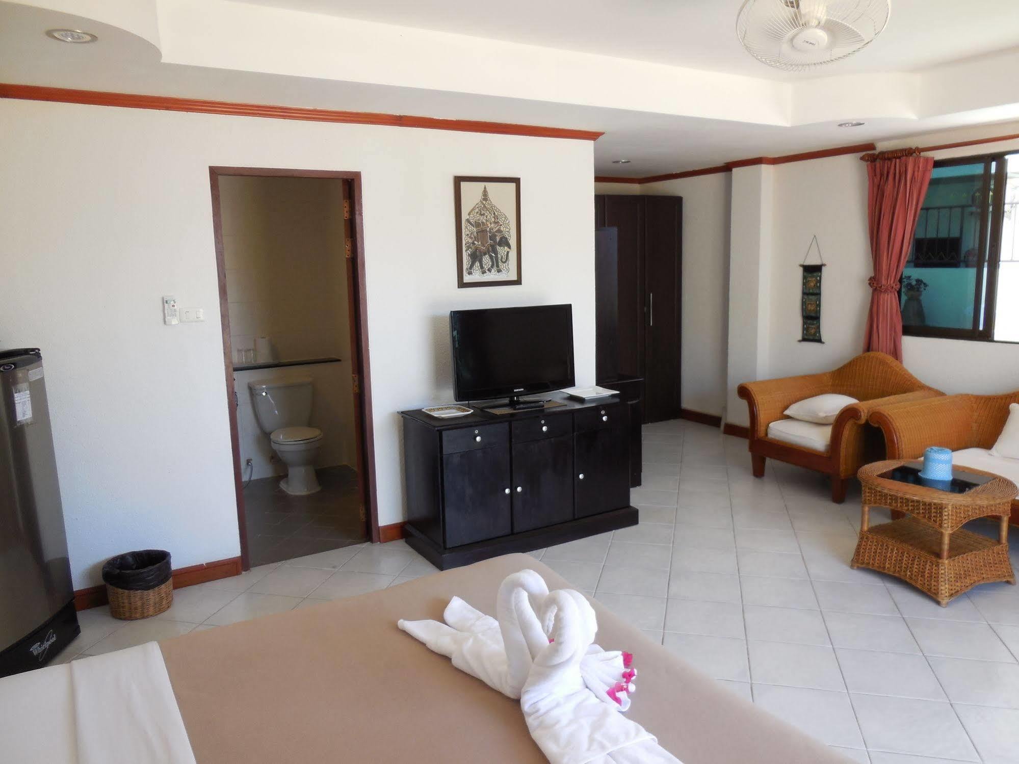 Blue Sky Residence Patong Εξωτερικό φωτογραφία