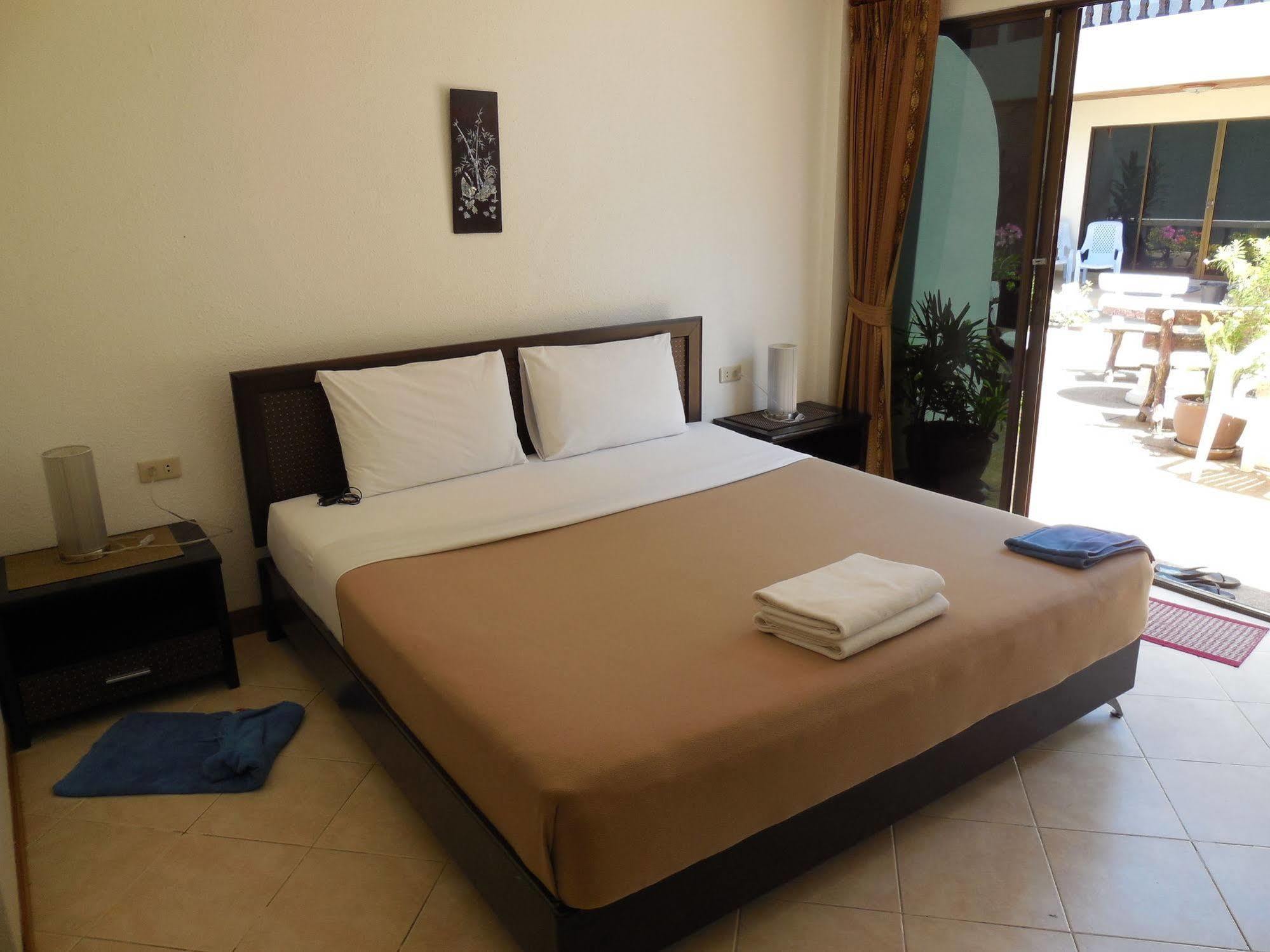 Blue Sky Residence Patong Εξωτερικό φωτογραφία